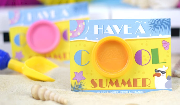 End of Term Gift Idea: Cool Summer Play Doh Holders!